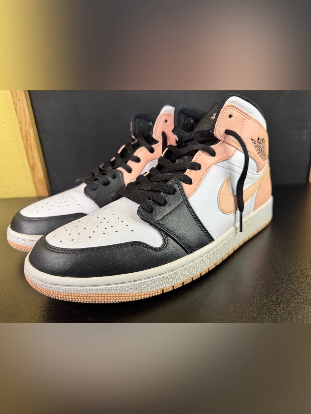 Air Jordan 1 Mid Crimson Tint Arctic Orange Black Toe Men’s 11 554724-133